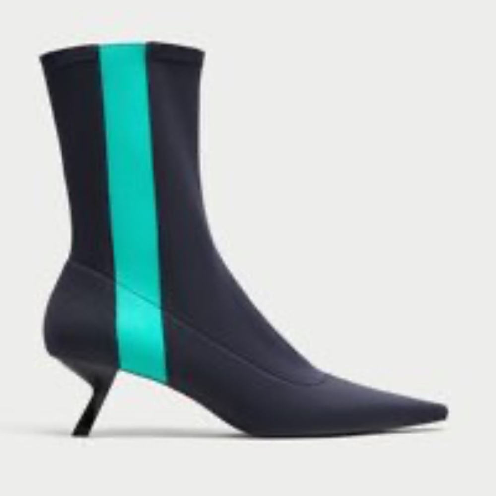 Stylish Black and Teal Women's Ankle Boots